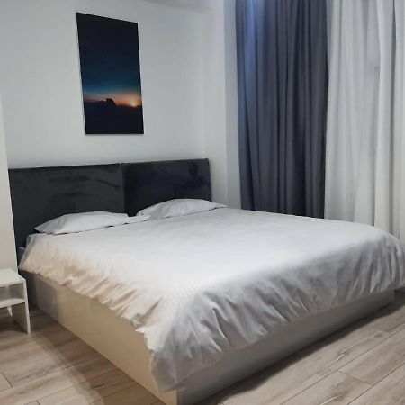 Modern Apartment Korca 2 Εξωτερικό φωτογραφία