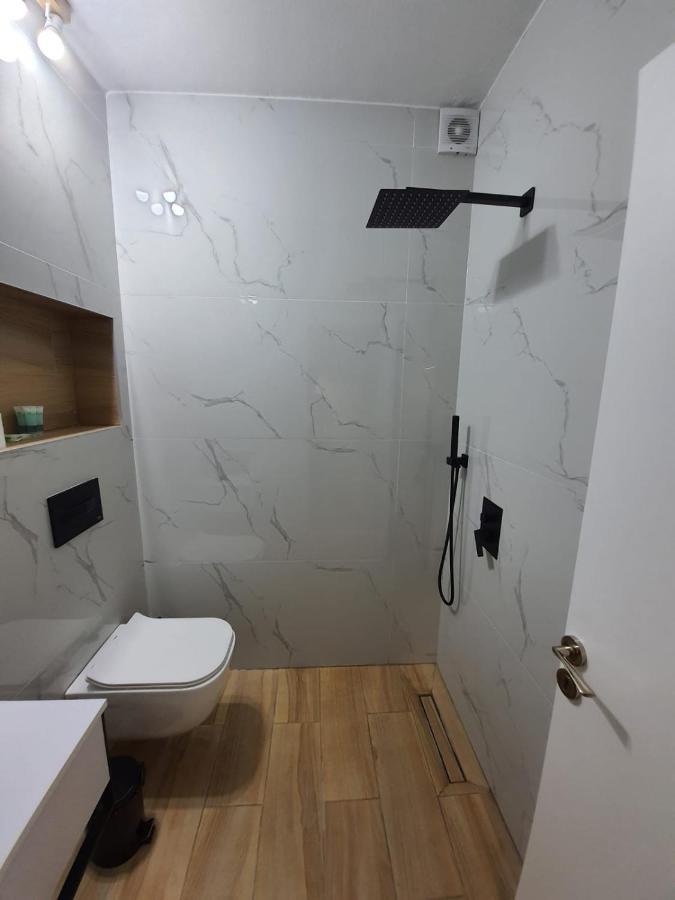 Modern Apartment Korca 2 Εξωτερικό φωτογραφία